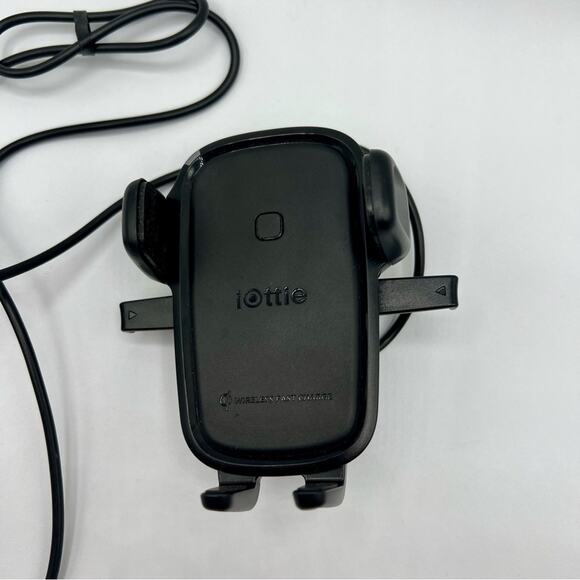 Iottie | Easy One Touch Wireless 2 Car Phone Charger and Phone Holder HLCRIO142 - Picture 5 of 10